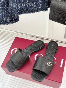22.5cm EUR(35) US(5) UK(3)